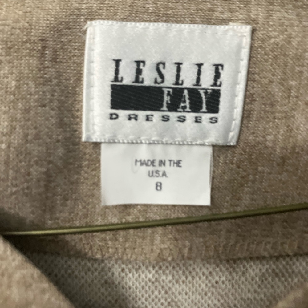 Leslie Fay Women's Tan Houndstooth Sweater - Picture 2 of 16